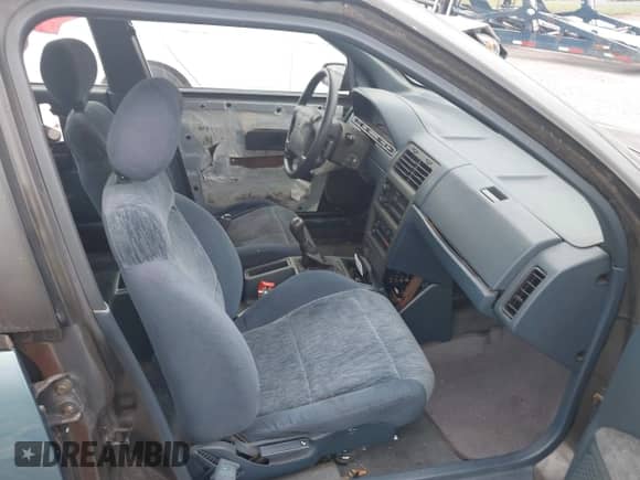 1993 Saturn SL with VIN 1G8ZJ5579PZ112996, listed as a IAAI auction lot 43348442 with 183,668 mi miles and . Bid and sale history available at DreamBid. Image 5.