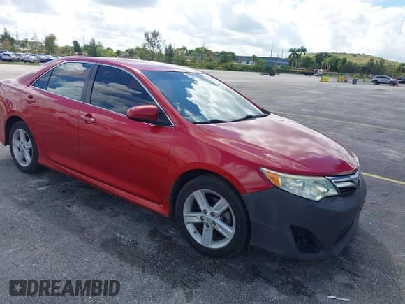 2013 Toyota Camry L с VIN 4T1BF1FK9DU662871, выставлен на аукционе IAAI как лот 43315243 с пробегом 322 736 миль миль и . История ставок и продаж доступна на DreamBid. Изображение 1.