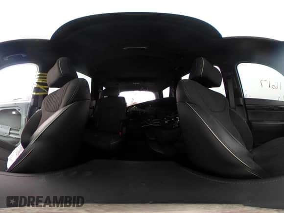 2024 Hyundai Palisade Calligraphy z VIN KM8R7DGE1RU735874, wystawiony jako IAAI lot #41021617 z przebiegiem 6 926 mil mil oraz . Historia ofert i sprzedaży dostępna na DreamBid. Obrazek 18.