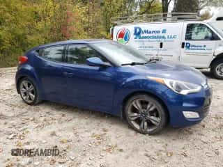 2016 Hyundai Veloster z VIN KMHTC6AD6GU302528, wystawiony jako Copart lot #82413955 z przebiegiem 119 865 mil mil oraz Czysty tytuł • Clean title. Historia ofert i sprzedaży dostępna na DreamBid. Obrazek 4.