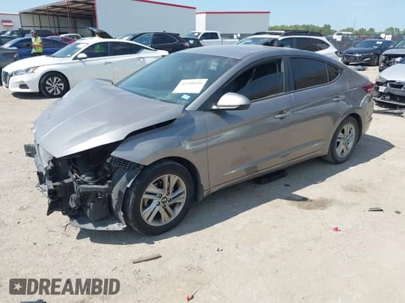 2020 Hyundai Elantra SEL z VIN KMHD84LF4LU996882, wystawiony jako IAAI lot #43320395 z przebiegiem 125 404 mil mil oraz . Historia ofert i sprzedaży dostępna na DreamBid. Obrazek 18.