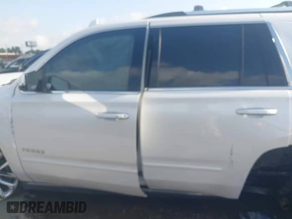 2019 Chevrolet Tahoe Premier с VIN 1GNSCCKJ4KR262875, выставлен на аукционе IAAI как лот 42423531 с пробегом 81 318 миль миль и . История ставок и продаж доступна на DreamBid. Изображение 15.