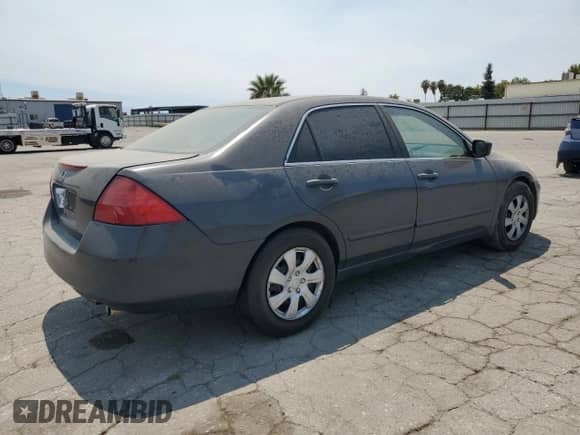 2006 Honda Accord EX z VIN 1HGCM56716A067147, wystawiony jako Copart lot #68160945 z przebiegiem 165 188 mil mil oraz Szkoda całkowita • Salvage title. Historia ofert i sprzedaży dostępna na DreamBid. Obrazek 3.