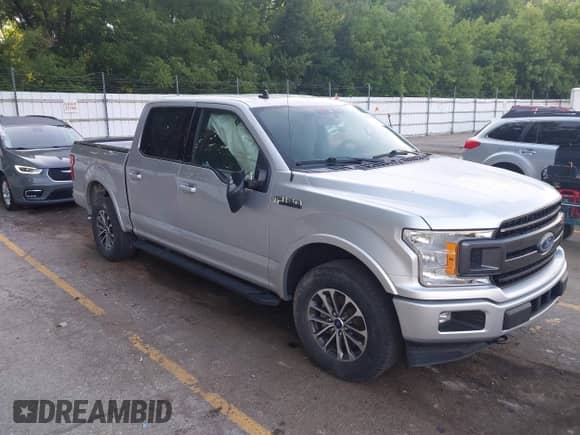 2019 Ford F-150 XLT z VIN 1FTEW1EP6KKD95650, wystawiony jako IAAI lot #42834163 z przebiegiem 100 460 mil mil oraz . Historia ofert i sprzedaży dostępna na DreamBid. Obrazek 1.