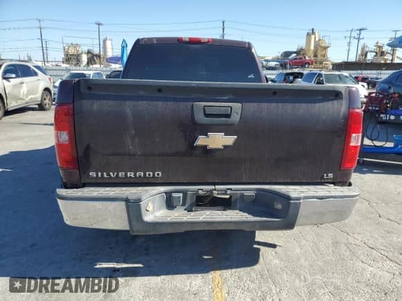 2008 Chevrolet Silverado 1500 Work Truck with VIN 1GCEC14C38Z187233, listed as a Copart auction lot 84241675 with 130,937 mi miles and Clean title. Bid and sale history available at DreamBid. Image 6.
