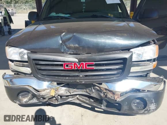 2005 GMC Sierra 1500 Work Truck z VIN 1GTEC14X75Z329663, wystawiony jako IAAI lot #42872806 z przebiegiem 182 385 mil mil oraz . Historia ofert i sprzedaży dostępna na DreamBid. Obrazek 6.