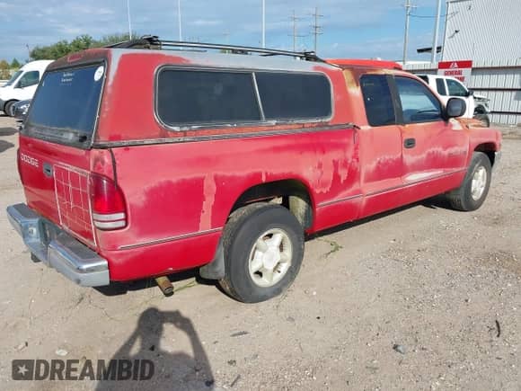 1997 Dodge Dakota с VIN 1B7GL23X9VS108672, выставлен на аукционе IAAI как лот 43303789 с пробегом 298 874 миль миль и . История ставок и продаж доступна на DreamBid. Изображение 4.