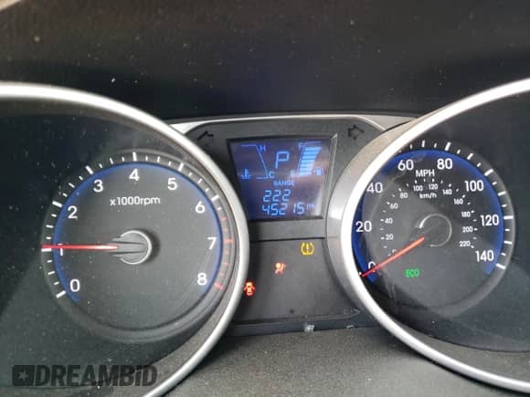 2014 Hyundai Tucson Limited with VIN KM8JUCAG2EU858748, listed as a Copart auction lot 68951745 with 45,215 mi miles and Salvage title. Bid and sale history available at DreamBid. Image 9.