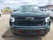 2025 Chevrolet Silverado 1500 LT Trail Boss с VIN 3GCUKFEL7SG201328, выставлен на аукционе IAAI как лот 42037162 с пробегом 1 726 миль миль и . История ставок и продаж доступна на DreamBid. Изображение 12.