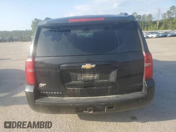 2019 Chevrolet Suburban LS с VIN 1GNSKGKC3KR241141, выставлен на аукционе Copart как лот 52169965 с пробегом 62 266 миль миль и Списание • Salvage title. История ставок и продаж доступна на DreamBid. Изображение 6.