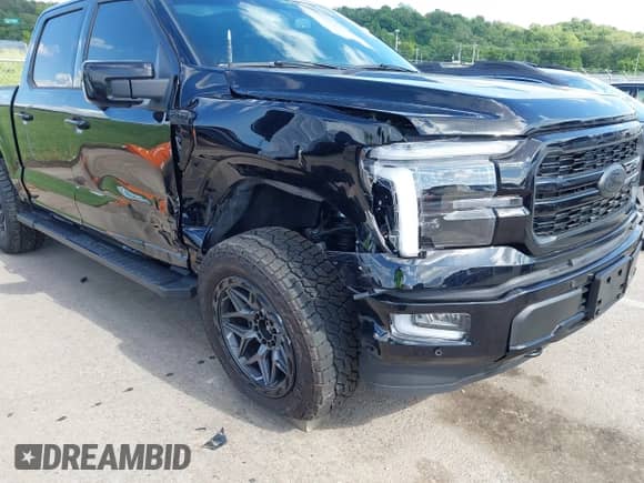 2024 Ford F-150 Lariat с VIN 1FTFW5L55RFC16319, выставлен на аукционе IAAI как лот 42308797 с пробегом 3 023 миль миль и . История ставок и продаж доступна на DreamBid. Изображение 6.