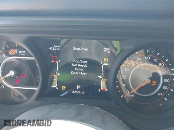 2024 Jeep Wrangler Sport S with VIN 1C4PJXDN8RW113036, listed as a IAAI auction lot 42638411 with 6,253 mi miles and . Bid and sale history available at DreamBid. Image 7.