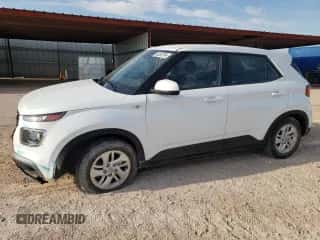 2021 Hyundai Venue SE with VIN KMHRB8A38MU069618, listed as a Copart auction lot 63555794 with 67,354 mi miles and Salvage title. Bid and sale history available at DreamBid. Image 1.