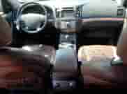 2008 Hyundai Veracruz GLS с VIN KM8NU73C78U069633, выставлен на аукционе Copart как лот 68038155 с пробегом 172 475 миль миль и Списание • Salvage title. История ставок и продаж доступна на DreamBid. Изображение 8.