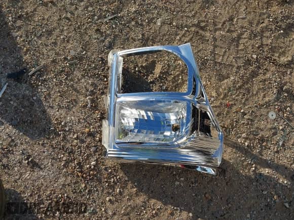 2016 Ford F-250 Lariat с VIN 1FT7W2B63GEB12976, выставлен на аукционе IAAI как лот 41822870 с пробегом 269 196 миль миль и . История ставок и продаж доступна на DreamBid. Изображение 19.