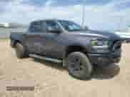 2023 Ram 1500 Rebel z VIN 1C6SRFLT0PN628832, wystawiony jako Copart lot #61938475 z przebiegiem 43 293 mil mil oraz Szkoda całkowita • Salvage title. Historia ofert i sprzedaży dostępna na DreamBid. Obrazek 4.