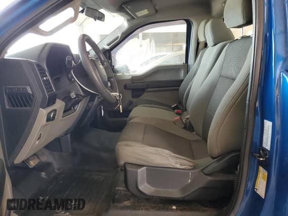 2017 Ford F-150 XL z VIN 1FTMF1C83HFC78021, wystawiony jako Copart lot #67538655 z przebiegiem 123 630 mil mil oraz Szkoda całkowita • Salvage title. Historia ofert i sprzedaży dostępna na DreamBid. Obrazek 10.