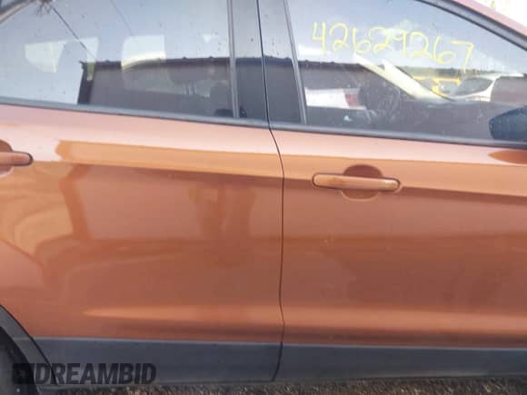 2017 Ford Escape SE с VIN 1FMCU9GD8HUA18020, выставлен на аукционе IAAI как лот 42629267 с пробегом 87 418 миль миль и . История ставок и продаж доступна на DreamBid. Изображение 13.