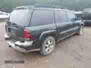 2003 Chevrolet TrailBlazer EXT LT z VIN 1GNET16S836228560, wystawiony jako IAAI lot #42616425 z przebiegiem Nie podano mil oraz . Historia ofert i sprzedaży dostępna na DreamBid. Obrazek 4.