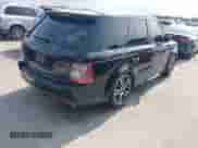 2010 Land Rover Range Rover Sport HSE Lux z VIN SALSK2D4XAA220181, wystawiony jako IAAI lot #43523253 z przebiegiem 156 433 mil mil oraz . Historia ofert i sprzedaży dostępna na DreamBid. Obrazek 4.