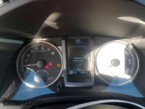 2023 Toyota Tacoma SR z VIN 3TMCZ5AN6PM567217, wystawiony jako Copart lot #89866325 z przebiegiem 4 835 mil mil oraz Czysty tytuł • Clean title. Historia ofert i sprzedaży dostępna na DreamBid. Obrazek 9.