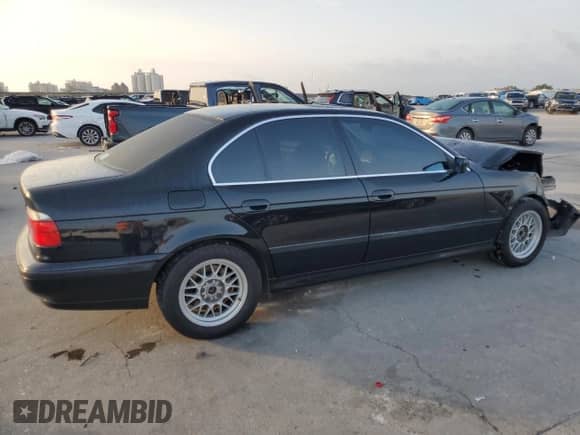 2000 BMW 5 Series 528i с VIN WBADM6340YGU20588, выставлен на аукционе Copart как лот 53842375 с пробегом Не указан миль и Списание • Salvage title. История ставок и продаж доступна на DreamBid. Изображение 3.