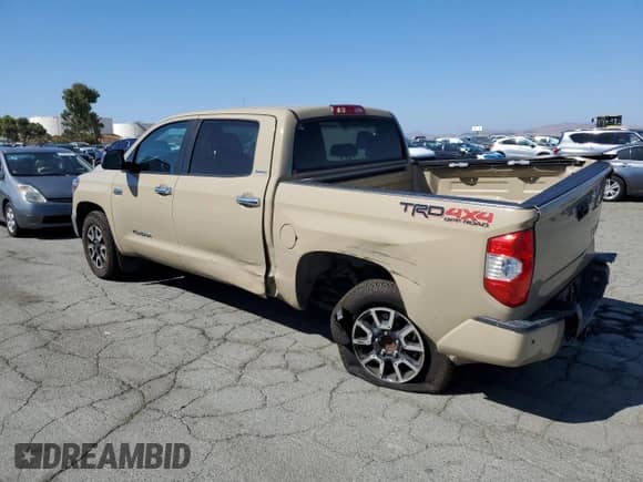 2019 Toyota Tundra SR5 с VIN 5TFHY5F1XKX858563, выставлен на аукционе Copart как лот 81878225 с пробегом 162 231 миль миль и Списание • Salvage title. История ставок и продаж доступна на DreamBid. Изображение 2.