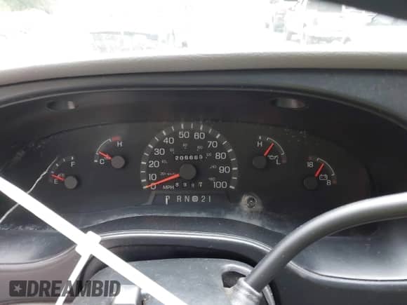 2000 Ford Econoline Cargo Commercial с VIN 1FTSE34L2YHB81454, выставлен на аукционе IAAI как лот 43564569 с пробегом 206 665 миль миль и . История ставок и продаж доступна на DreamBid. Изображение 7.