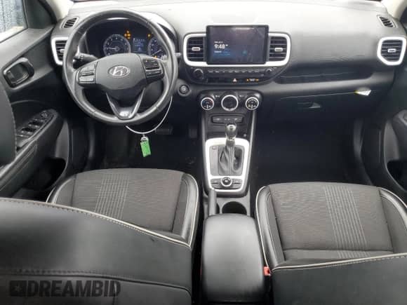 2022 Hyundai Venue Limited z VIN KMHRC8A32NU186416, wystawiony jako Copart lot #58872315 z przebiegiem 59 011 mil mil oraz Szkoda całkowita • Salvage title. Historia ofert i sprzedaży dostępna na DreamBid. Obrazek 8.