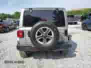 2021 Jeep Wrangler Unlimited Sahara Altitude z VIN 1C4HJXEN3MW691220, wystawiony jako Copart lot #56334695 z przebiegiem 46 589 mil mil oraz Szkoda całkowita • Salvage title. Historia ofert i sprzedaży dostępna na DreamBid. Obrazek 6.