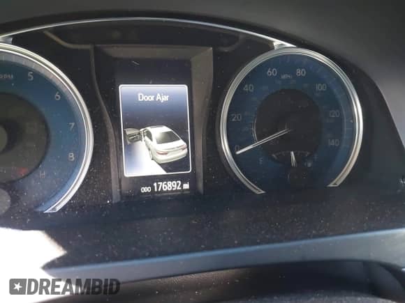 2017 Toyota Camry XSE с VIN 4T1BF1FK3HU657266, выставлен на аукционе IAAI как лот 43399112 с пробегом 176 892 миль миль и . История ставок и продаж доступна на DreamBid. Изображение 7.