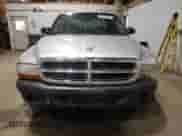2003 Dodge Dakota Sport with VIN 1D7HG38X83S300059, listed as a Copart auction lot 61420305 with 230,971 mi miles and Salvage title. Bid and sale history available at DreamBid. Image 5.