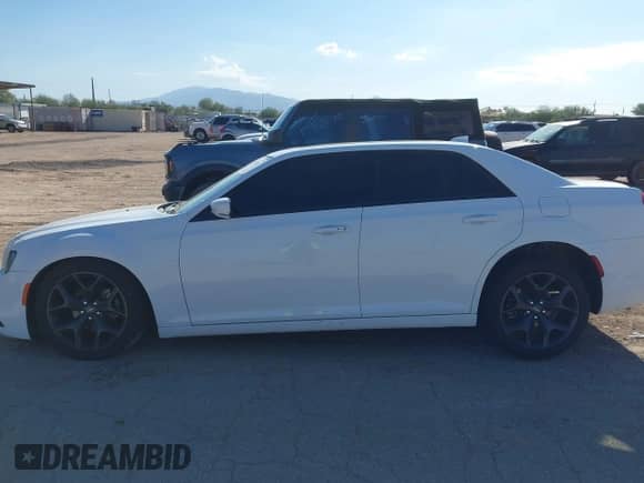 2023 Chrysler 300 S with VIN 2C3CCABG6PH573192, listed as a IAAI auction lot 43288111 with 24,584 mi miles and . Bid and sale history available at DreamBid. Image 15.