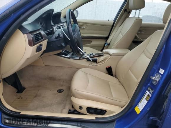 2011 BMW 3 Series 328i с VIN WBAPH7C53BE674203, выставлен на аукционе Copart как лот 43834445 с пробегом 119 389 миль миль и Чистый • Clean title. История ставок и продаж доступна на DreamBid. Изображение 7.