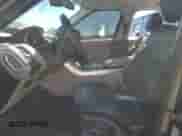 2014 Land Rover Range Rover Sport HSE z VIN SALWR2WF3EA338204, wystawiony jako Copart lot #70593125 z przebiegiem 124 835 mil mil oraz Szkoda całkowita • Salvage title. Historia ofert i sprzedaży dostępna na DreamBid. Obrazek 7.