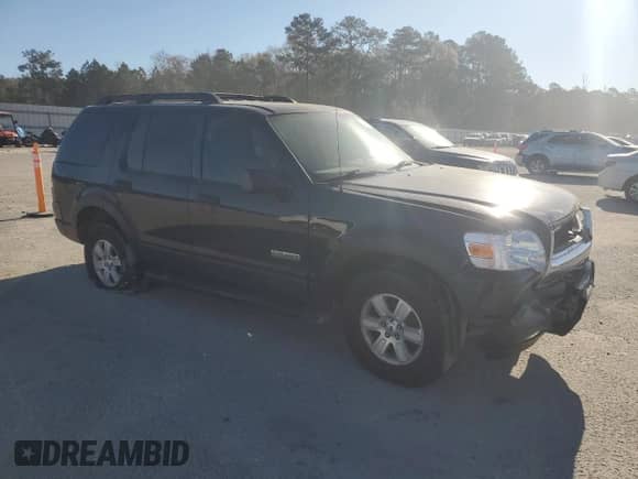 2006 Ford Explorer XLT z VIN 1FMEU73876UB70180, wystawiony jako Copart lot #50069165 z przebiegiem 266 721 mil mil oraz Szkoda całkowita • Salvage title. Historia ofert i sprzedaży dostępna na DreamBid. Obrazek 4.