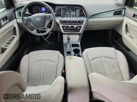 2016 Hyundai Sonata Limited с VIN 5NPE34AF1GH267927, выставлен на аукционе Copart как лот 82543635 с пробегом 103 030 миль миль и Чистый • Clean title. История ставок и продаж доступна на DreamBid. Изображение 8.