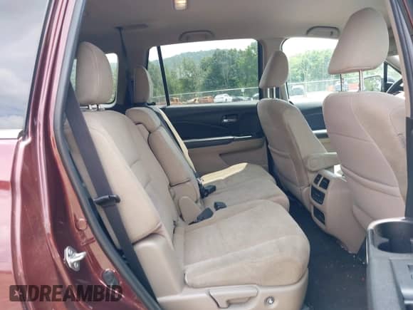 2019 Honda Pilot EX z VIN 5FNYF6H36KB079911, wystawiony jako IAAI lot #42723390 z przebiegiem 112 324 mil mil oraz . Historia ofert i sprzedaży dostępna na DreamBid. Obrazek 8.