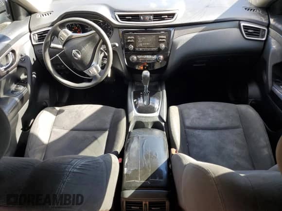 2015 Nissan Rogue SV z VIN KNMAT2MV7FP538174, wystawiony jako Copart lot #89620025 z przebiegiem 145 811 mil mil oraz Szkoda całkowita • Salvage title. Historia ofert i sprzedaży dostępna na DreamBid. Obrazek 8.