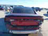 2019 Dodge Charger SXT z VIN 2C3CDXBG9KH523136, wystawiony jako IAAI lot #43485148 z przebiegiem 138 618 mil mil oraz . Historia ofert i sprzedaży dostępna na DreamBid. Obrazek 17.