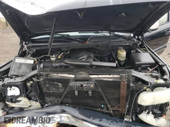 2002 Chevrolet Suburban LT с VIN 3GNGK26U62G171646, выставлен на аукционе Copart как лот 43416375 с пробегом 233 392 миль миль и Списание • Salvage title. История ставок и продаж доступна на DreamBid. Изображение 14.