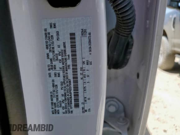 2023 Ford F-250 XL z VIN 1FT8W2BA0PED70087, wystawiony jako Copart lot #70687125 z przebiegiem 66 449 mil mil oraz Szkoda całkowita • Salvage title. Historia ofert i sprzedaży dostępna na DreamBid. Obrazek 12.