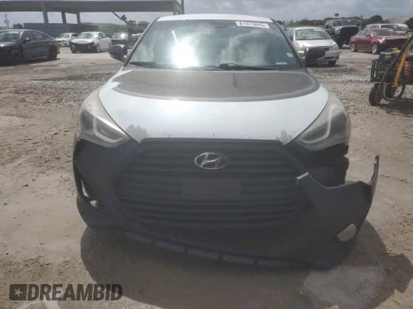 2016 Hyundai Veloster Turbo Rally Edition z VIN KMHTC6AE5GU271362, wystawiony jako Copart lot #81975845 z przebiegiem 130 472 mil mil oraz Czysty tytuł • Clean title. Historia ofert i sprzedaży dostępna na DreamBid. Obrazek 5.