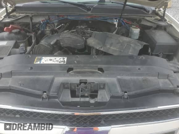 2010 Chevrolet Tahoe LTZ z VIN 1GNUCCE03AR198015, wystawiony jako Copart lot #54195135 z przebiegiem 235 272 mil mil oraz Szkoda całkowita • Salvage title. Historia ofert i sprzedaży dostępna na DreamBid. Obrazek 12.