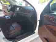 2015 Hyundai Equus Signature z VIN KMHGH4JHXFU093545, wystawiony jako IAAI lot #42572274 z przebiegiem 67 295 mil mil oraz . Historia ofert i sprzedaży dostępna na DreamBid. Obrazek 5.