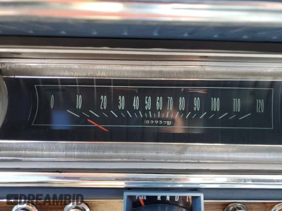 1965 Chevrolet Impala с VIN 164675S266525, выставлен на аукционе Copart как лот 84679994 с пробегом 839 371 миль миль и На запчасти • Non repairable. История ставок и продаж доступна на DreamBid. Изображение 9.
