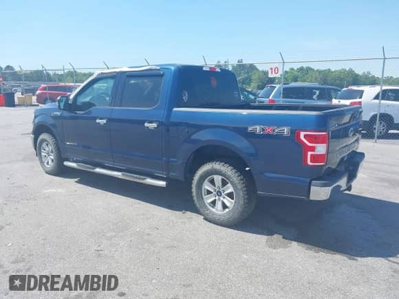 2018 Ford F-150 XL z VIN 1FTEW1CG9JKE46320, wystawiony jako IAAI lot #41690233 z przebiegiem 85 112 mil mil oraz . Historia ofert i sprzedaży dostępna na DreamBid. Obrazek 3.
