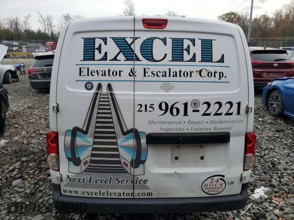 2017 Chevrolet City Express Cargo LS с VIN 3N63M0YN7HK696746, выставлен на аукционе Copart как лот 81445144 с пробегом Не указан миль и Списание • Salvage title. История ставок и продаж доступна на DreamBid. Изображение 6.