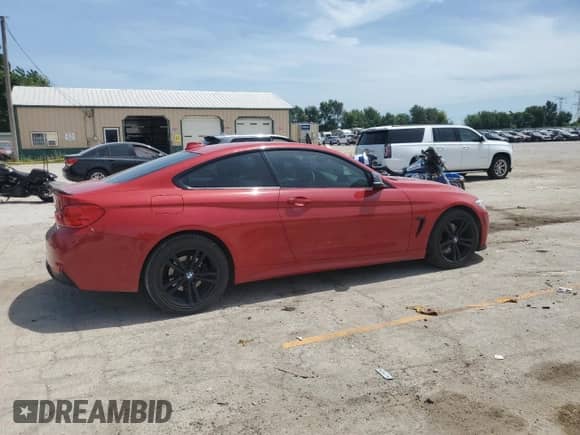 2014 BMW 4 Series 428i xDrive z VIN WBA3N5C57EF717340, wystawiony jako Copart lot #66098765 z przebiegiem 126 404 mil mil oraz Szkoda całkowita • Salvage title. Historia ofert i sprzedaży dostępna na DreamBid. Obrazek 3.