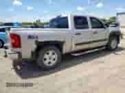 2008 Chevrolet Silverado 1500 2LT z VIN 2GCEK133981130094, wystawiony jako Copart lot #71522615 z przebiegiem 213 184 mil mil oraz Szkoda całkowita • Salvage title. Historia ofert i sprzedaży dostępna na DreamBid. Obrazek 3.
